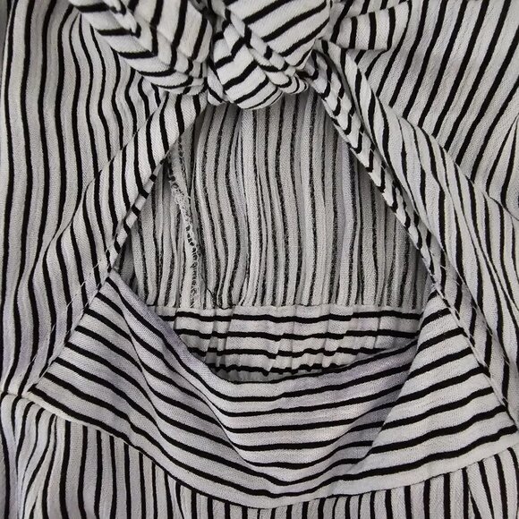 Audrey 3 Plus 1 Deep V Neck Tie Front Cut out Flutter Sleeve Wide Leg Jumpsuit - Picture 6 of 9